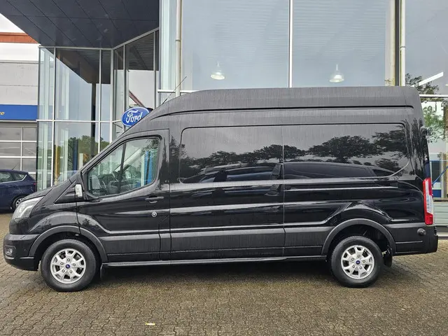 Ford Transit 2