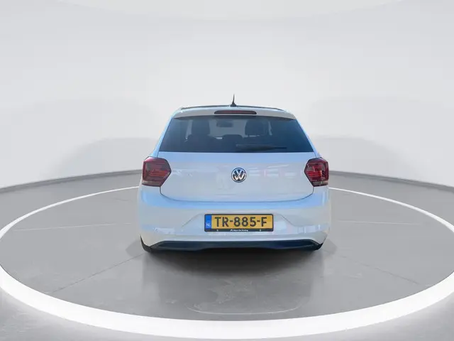 Volkswagen Polo 1.0 TSI 115pk Highline 2018 Benzine 6