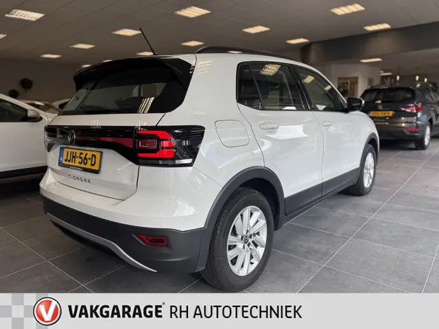 Volkswagen T-Cross 3