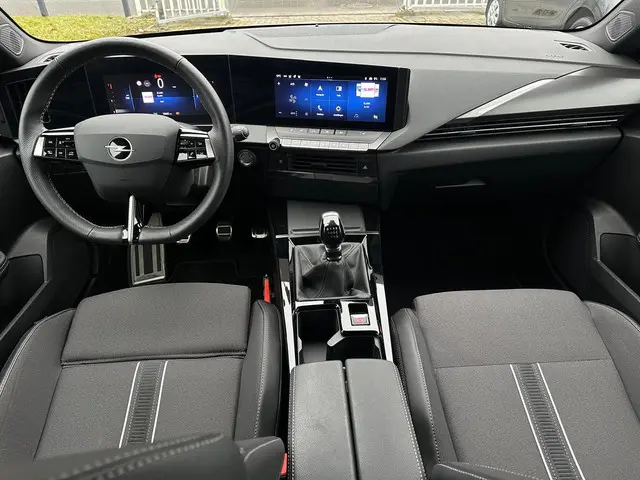 Opel Astra Sports Tourer 1.2 Level 4 2024 Benzine 13
