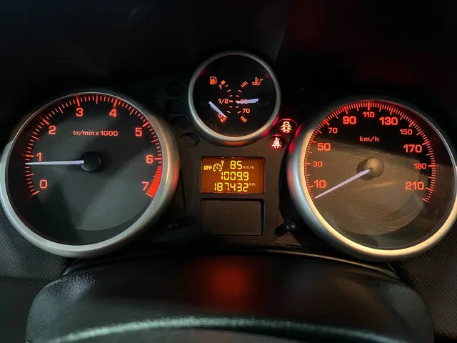 Peugeot 207 1.4 VTi Access 2012 Benzine 11