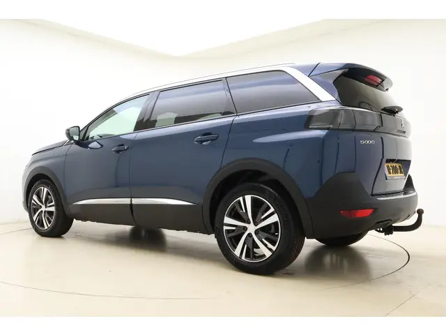 Peugeot 5008 1.2 PureTech Allure 2021 Benzine 12
