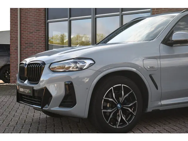 BMW X3 xDrive30e M-Sport 2021 Hybride Benzine 21