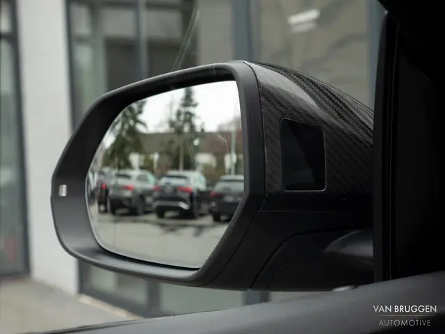 Audi Q8 60 TFSI e quattro S-Line 2021 Hybride Benzine 17