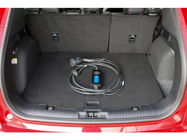 Ford Kuga 2.5 PHEV ST-Line X 2022 Hybride Benzine 17