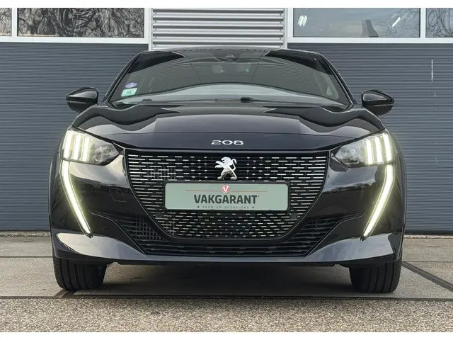 Peugeot 208 1.2 PureTech GT Pack 2023 Benzine 4