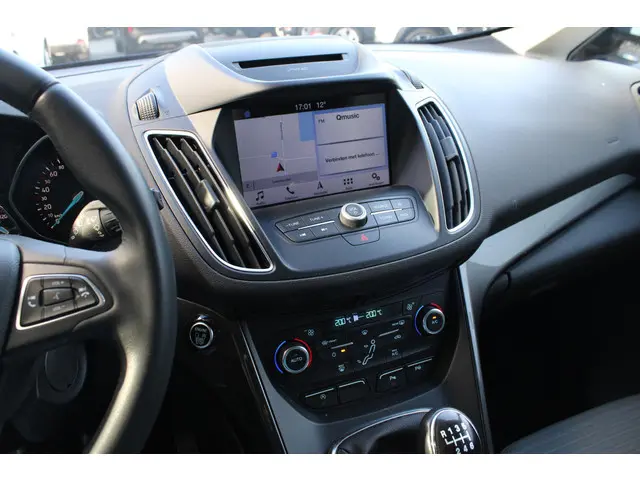 Ford Grand C-Max 1.0 Titanium 2018 Benzine 36