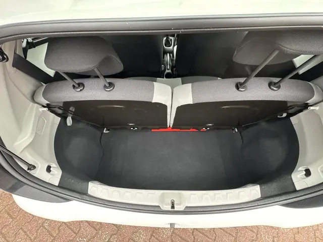 Toyota Aygo 1.0 VVT-i x-nav 2018 Benzine 6