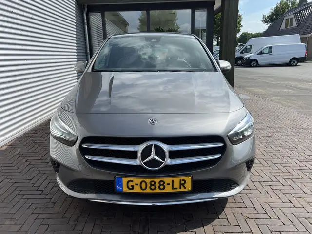 Mercedes-Benz B-Klasse 180 Advantage 2019 Benzine 10