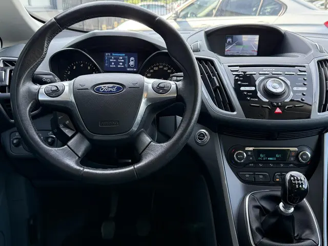 Ford C-MAX 1.0 Titanium 2014 Benzine 4