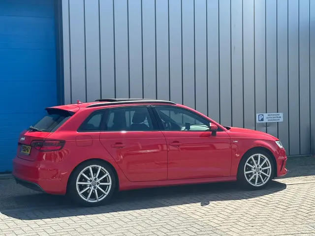 Audi A3 Sportback 1.4 TFSI S-LINE PANO 2014 Benzine 18