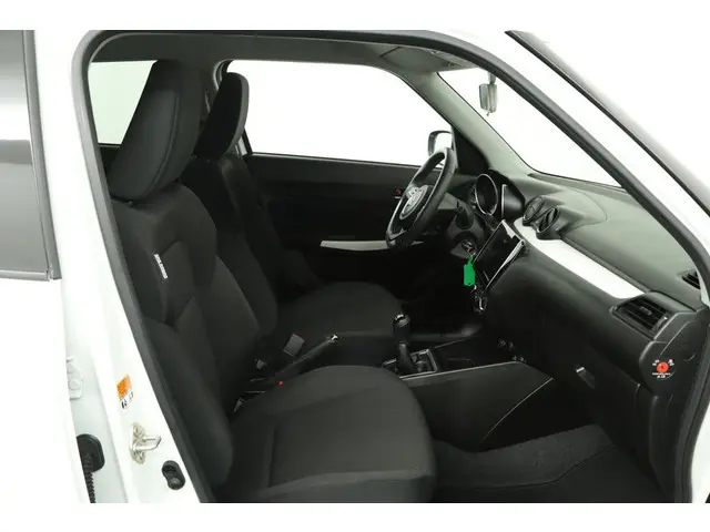Suzuki Swift 1.2 Select Smart Hybrid 2022 Benzine 22
