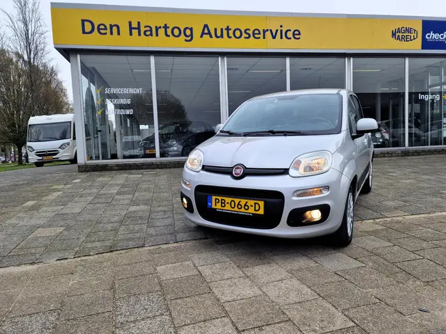 Fiat Panda 0.9 TwinAir Lounge 2017 Benzine 3