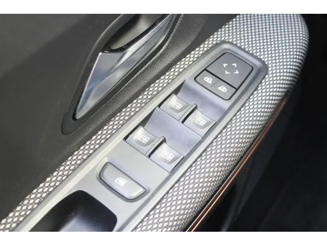 Dacia Sandero Stepway 1.0 TCe 90 Comfort 2022 Benzine 17