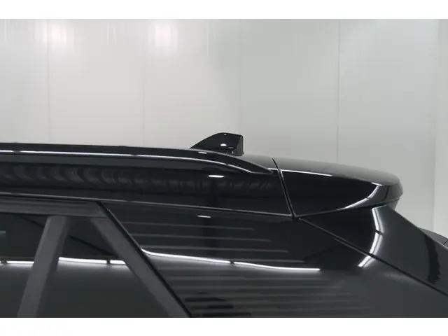 Peugeot 2008 PureTech 130 EAT8 GT 2024 Benzine 21