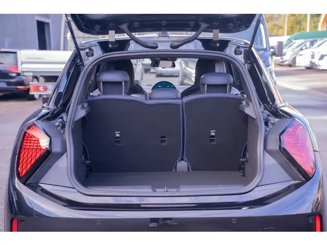 MINI 5-Deurs Mini 1.5 Cooper C Classic XS 2025 Benzine 15