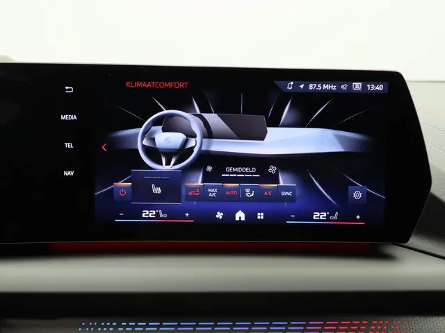 BMW 1 Serie 5-deurs M135i xDrive 2025 Benzine 13