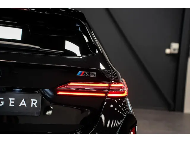BMW M5 5-serie Touring 2025 Hybride Benzine 36