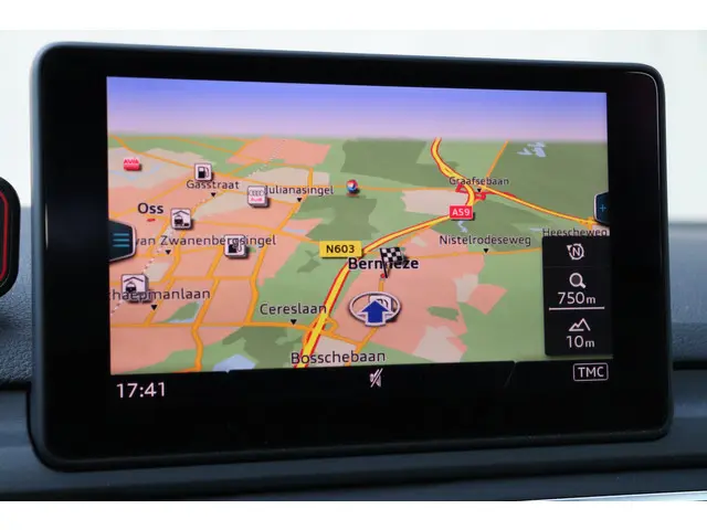 Audi A4 Avant 2.0 TFSI Sport S-line 2019 Benzine 16