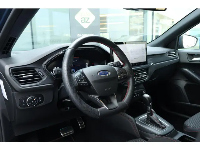 Ford Focus 1.0 EcoBoost Hybrid ST Line X 2024 Benzine 16