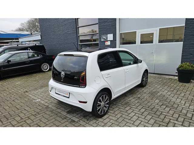 Volkswagen up! 1.0 BMT high up! 2019 Benzine 5