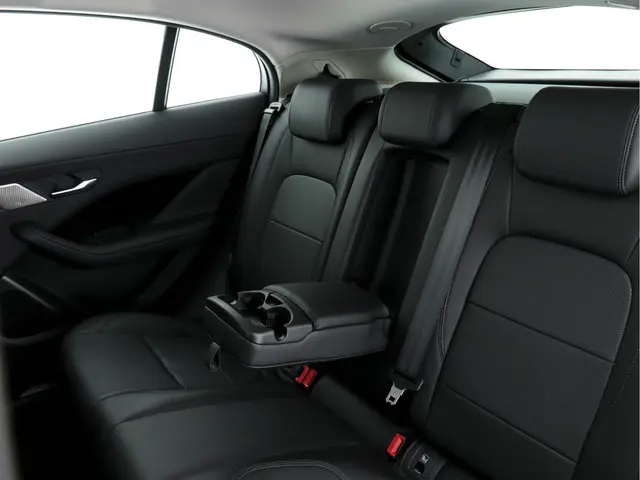 Jaguar I-PACE EV400 S 90 kWh AWD 2018 Elektrisch 22