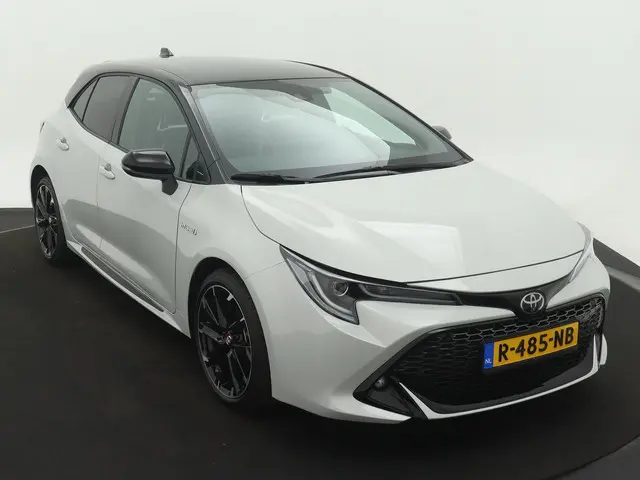 Toyota Corolla 1.8 Hybrid GR-Sport 2021 Hybride Benzine 8