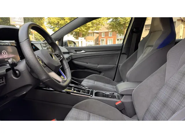 Volkswagen Golf 1.4 eHybrid GTE 2023 Hybride Benzine 16