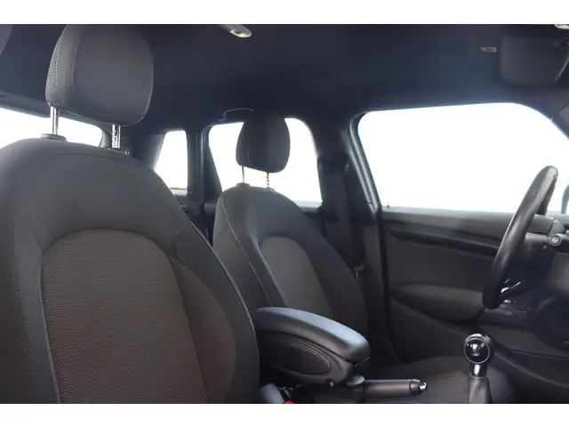 MINI One Mini 1.5 2021 Benzine 10