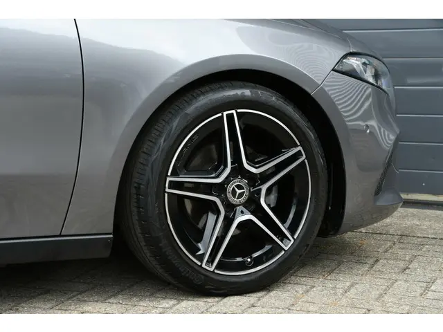 Mercedes-Benz A-Klasse 160 Advantage 2018 Benzine 8