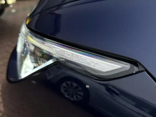 Volkswagen Golf Variant 1.5 eTSI R-Line 2021 Benzine 32