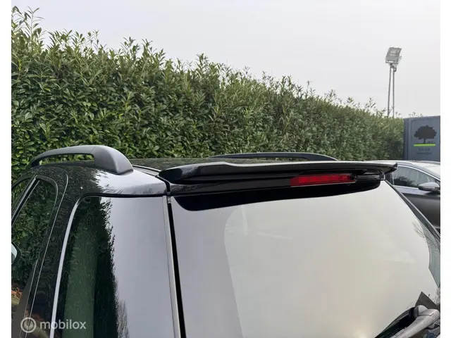 Suzuki SX4 1.6 Executive 2013 Benzine 11