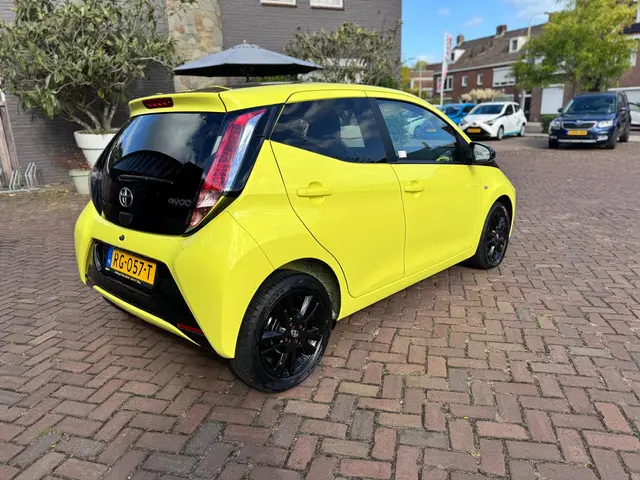 Toyota Aygo 1.0 VVT-i x-cite 2017 Benzine 7