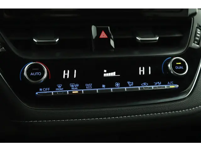 Suzuki Swace 1.8 Hybrid Select 2021 Hybride Benzine 7