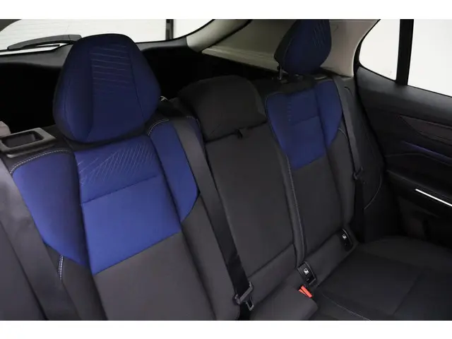 Lynk & Co 01 1.5 2023 Hybride Benzine 16