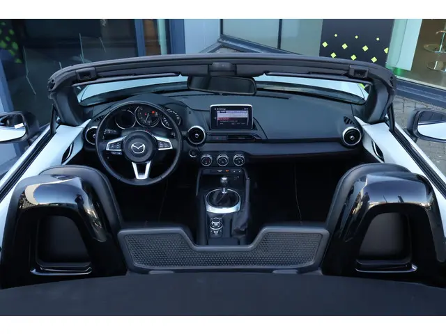 Mazda MX-5 1.5 SkyActiv-G 131 GT-M 2016 Benzine 36