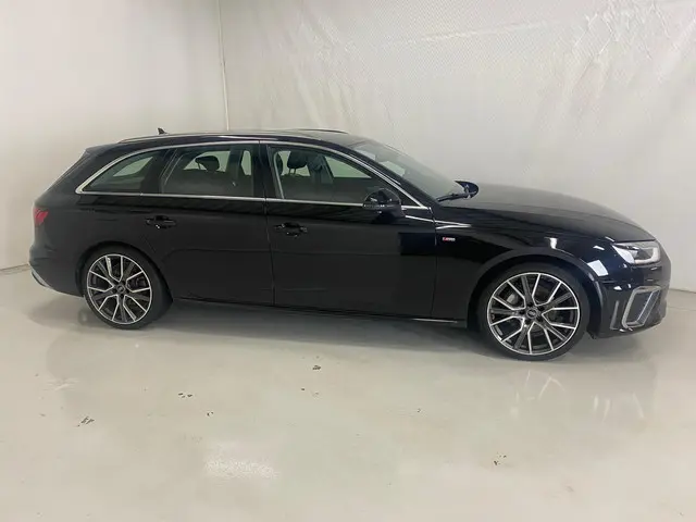 Audi A4 Avant 40 TFSI S edition 2023 Hybride Benzine 18