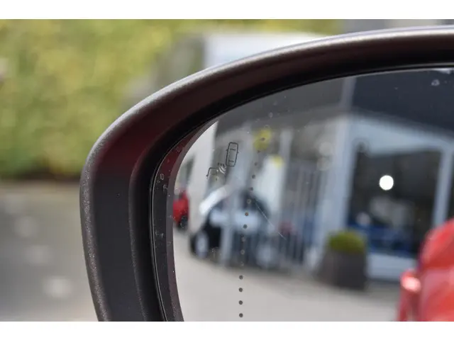 Renault Captur TCe 155 EDC Initiale Paris 2020 Benzine 31