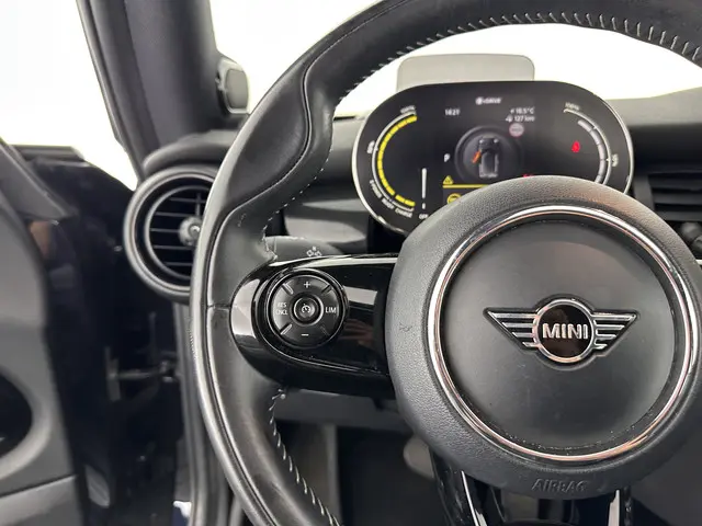 MINI Electric Mini Yours 33 kWh [ 3-Fase ] 2020 Elektrisch 18