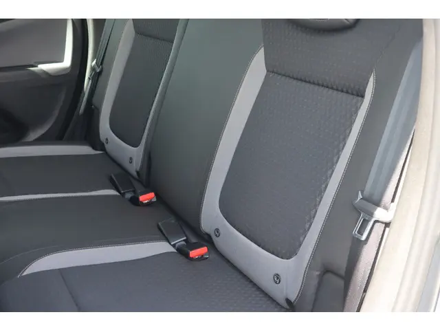 Opel Crossland X 1.2 Turbo Innovation 2017 Benzine 4