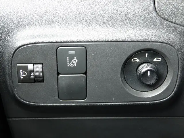 Citroën C3 1.2 PureTech 82PK Shine 2017 Benzine 25
