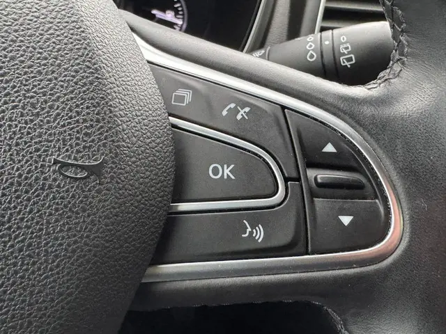 Renault Talisman Estate 1.8 TCe Intens 2019 Benzine 19