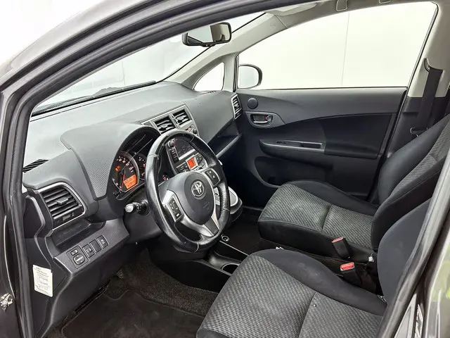 Toyota Verso-S 1.3 VVT-i Dynamic 2012 Benzine 13