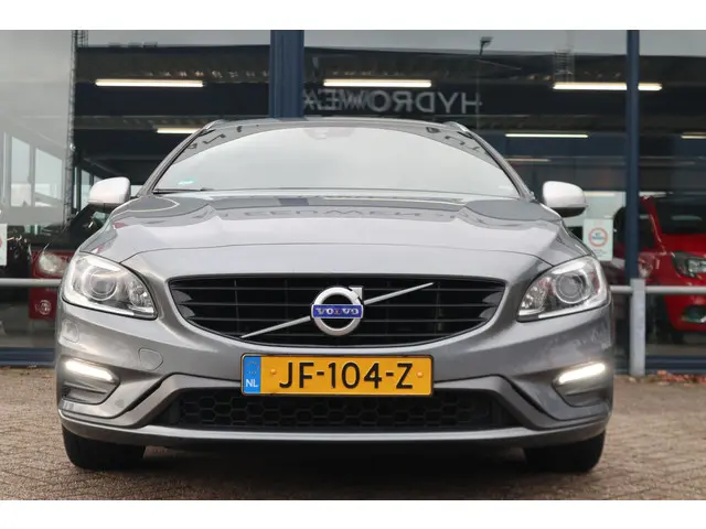 Volvo V60 1.5 T3 R-Design 2016 Benzine 11