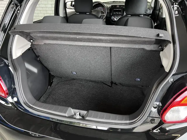 Mitsubishi Space Star 1.2 Cool+ 2022 Benzine 16