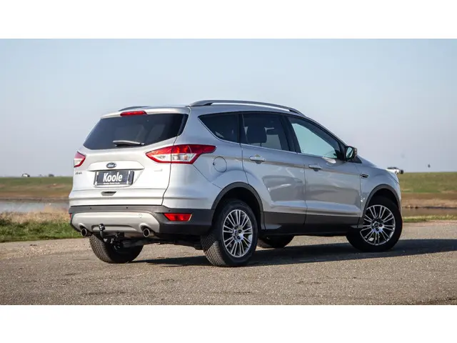 Ford Kuga 1.6 Titanium 2013 Benzine 8