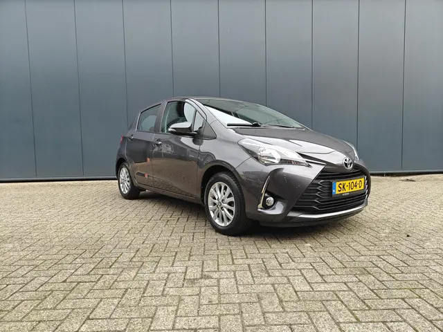 Toyota Yaris 1.0 VVT-i Aspiration 2017 Benzine 9