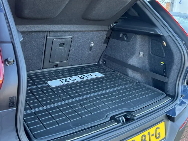 Volvo XC40 2.0 T4 190 pk Inscription 2019 Benzine 44