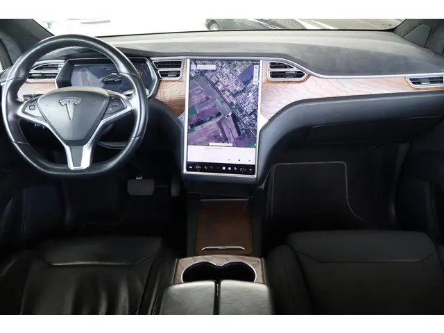 Tesla Model X 90D Base 6p. 2017 Elektrisch 7