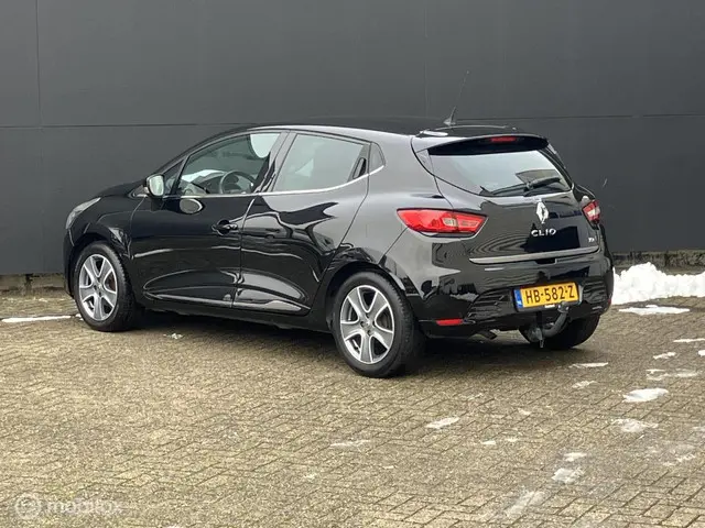 Renault Clio 0.9 TCe Night&Day !! MOTOR DEFECT !! 2015 Benzine 3